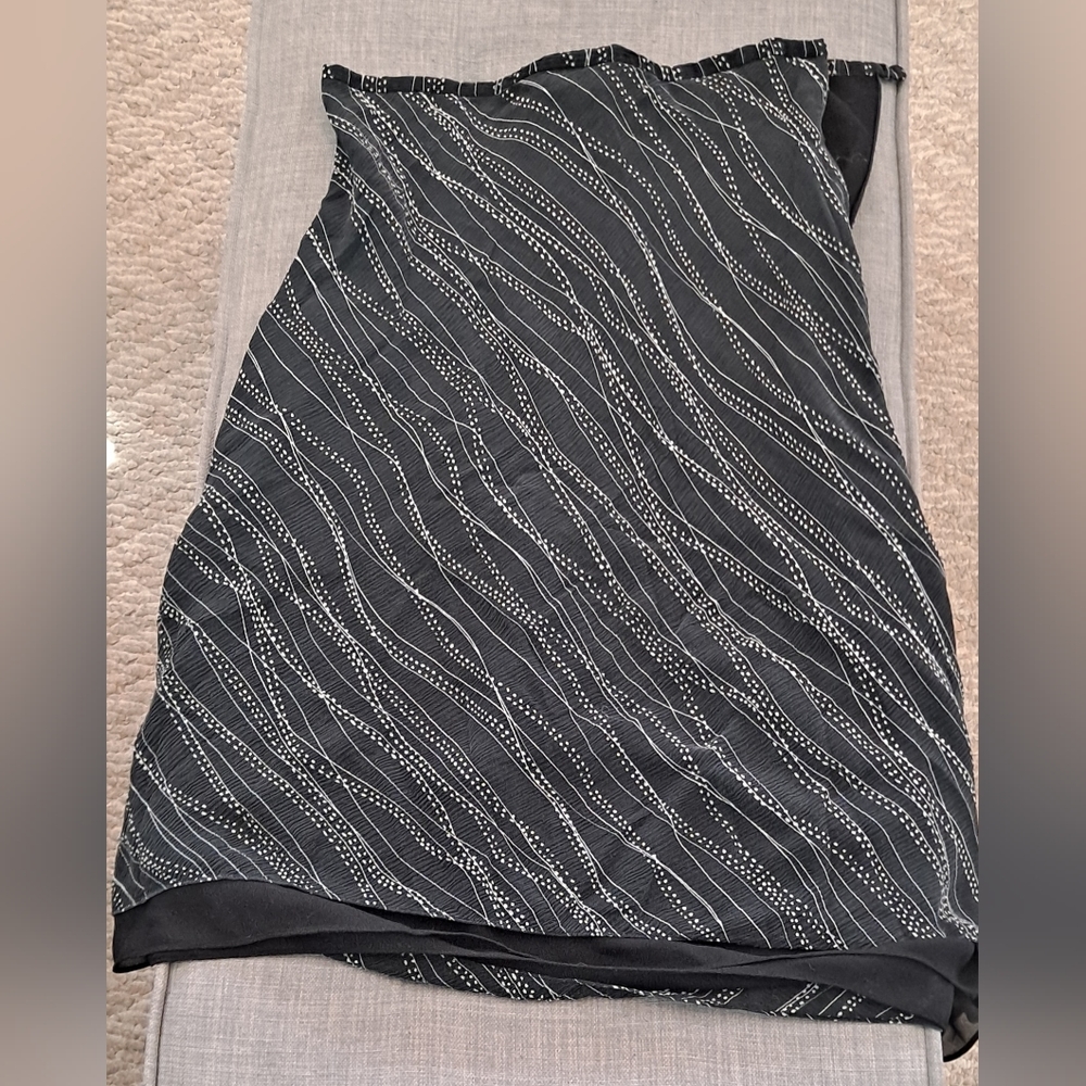 Women's skirt black with white design size M
